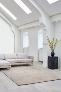 RePeat Teppich, Beige -Dekorative Kunst 08 Massimo 107 final role