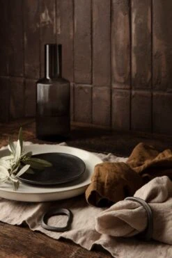 Ferm LIVING Leinenservietten, 2 Stück, Zuckertangbraun -Dekorative Kunst 10 11941 1