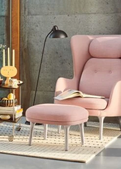 Fritz Hansen Dots Teppich, 150 X 190 Cm -Dekorative Kunst 14401 Ro Light pink and Rug Dots