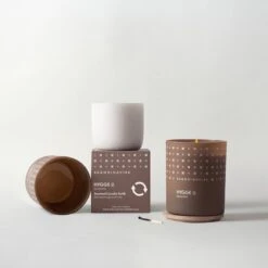 Skandinavisk Duftkerze Mit Deckel, HYGGE, Groß -Dekorative Kunst 20131 100 STYLING HYGGE CANDLE REFILL 200Grole