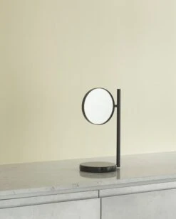 Normann Copenhagen Pose Tischspiegel, Schwarz -Dekorative Kunst 2022 Pose Mirror Black 02