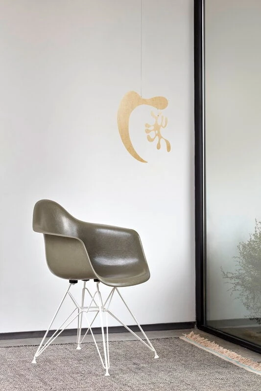 Vitra Plywood Mobile, Modell A, Buche 4 Vitra Plywood Mobile, Modell A, Buche – Bild 2