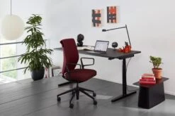 Vitra Night Clock, Schwarz -Dekorative Kunst 5040572 Tyde 2 ID Cloud Metal Side Table Hexognal Containers Akari 75A Desk Clock Night Clock master