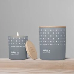Skandinavisk Fjäll Duftkerze Mit Deckel, Groß -Dekorative Kunst 5711868201113 and 5711868202110 1