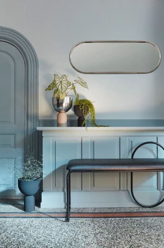 AYTM Torus Blumentopf, M, Silber – Taupe 6 AYTM Torus Blumentopf, M, Silber – Taupe – Bild 4