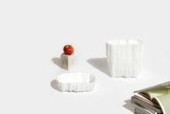 Melt Schale, M, Weiß 8 Melt Schale, M, Weiß -Dekorative Kunst Antrei Hartikainen Melt L M size white