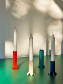 Hay Arcs Kerzenhalter, S, Dunkelblau -Dekorative Kunst Arcs Candleholder red ivory green dark blue