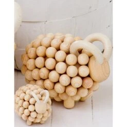 Pässi Figur, Lackiertes Holz -Dekorative Kunst B642 web fiilis2 1024x1024