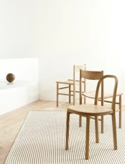 Duetto 1 Teppich, Natur – Weiß 5 Duetto 1 Teppich, Natur – Weiß -Dekorative Kunst Duetto 1 17101001 col natural white hand woven cotton paper yarn rug woodnotes