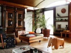 Vitra Uhr Fan -Dekorative Kunst Eames Elephant 28Plywood29 Wooden Doll Cat Nelson Fan Clock Eames House Bird black Akari 1A Eames Wool Blanket Cit 1875105 master