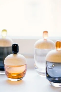 Aufbewahrungsglas Lyyli, Klein, Orange-grau -Dekorative Kunst Lyylit KNuutinen AnnaSalmisalo 1