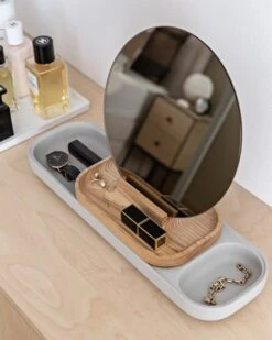 Fritz Hansen KN Slide Tischspiegel, Esche – Grauer Beton -Dekorative Kunst Midsummer Bedroom 12