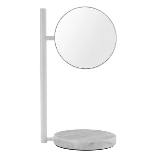 Normann Copenhagen Pose Tischspiegel, Weiß 6 Normann Copenhagen Pose Tischspiegel, Weiß -Dekorative Kunst Normann Copenhagen Pose Mirror White 01