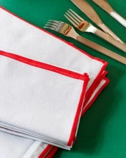 Hay Outline Servietten, 4er-Set, Hellblau -Dekorative Kunst Outline Napkins Set of 4 light blue