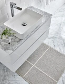 Fred Teppich, 70 x 180 cm, Leinen – Vanille -Dekorative Kunst Pappelina fred linen vanilla 2 1