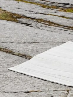 Rock Teppich, Hellgrau 10 Rock Teppich, Hellgrau -Dekorative Kunst RootsLiving Rock Light Grey carpet DSC9301 web