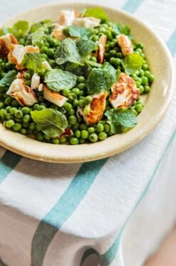 Usva Tischtuch, 150 X 260 Cm, Leinenfarben – Espengrün -Dekorative Kunst Ruoka2