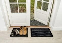 Dot Fußmatte, 60 x 90 cm, Schwarz -Dekorative Kunst TICA Doormat Dot 00534 60x90 5710555005348 c