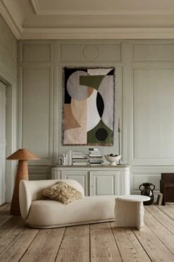 Ferm LIVING Fountain Tafelaufsatz, Cremeweiß -Dekorative Kunst fermLIVING AW21 MineralSculpturalTable EntireTapestryBlanket image 2