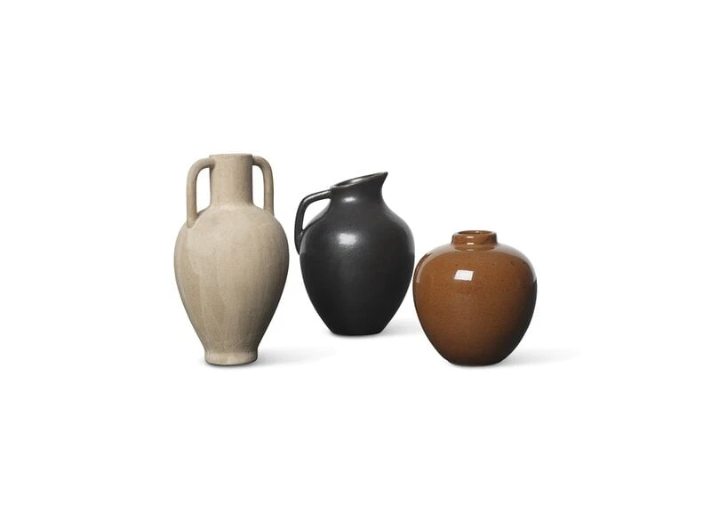 Ferm LIVING Ary Mini Vase, M, Graphitgrau 4 Ferm LIVING Ary Mini Vase, M, Graphitgrau – Bild 2